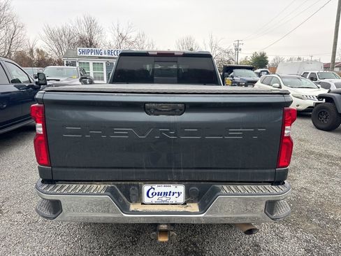 Used 2020 Chevrolet Silverado 2500 LTZ w/ LTZ Convenience Package image 6