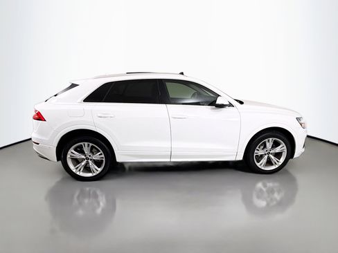 Used 2023 Audi Q8 Premium w/ Convenience Package image 8