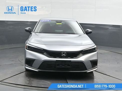 Used 2024 Honda Civic Sport image 5