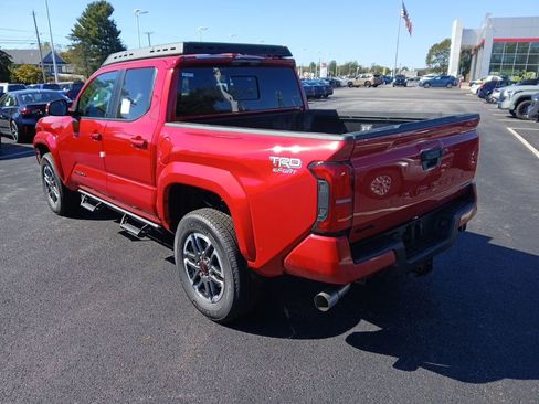 New 2025 Toyota Tacoma TRD Sport image 3