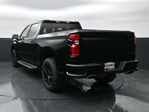 Used 2021 Chevrolet Silverado 1500 LT Trail Boss w/ Bed Protection Package AWD/4WD image 8