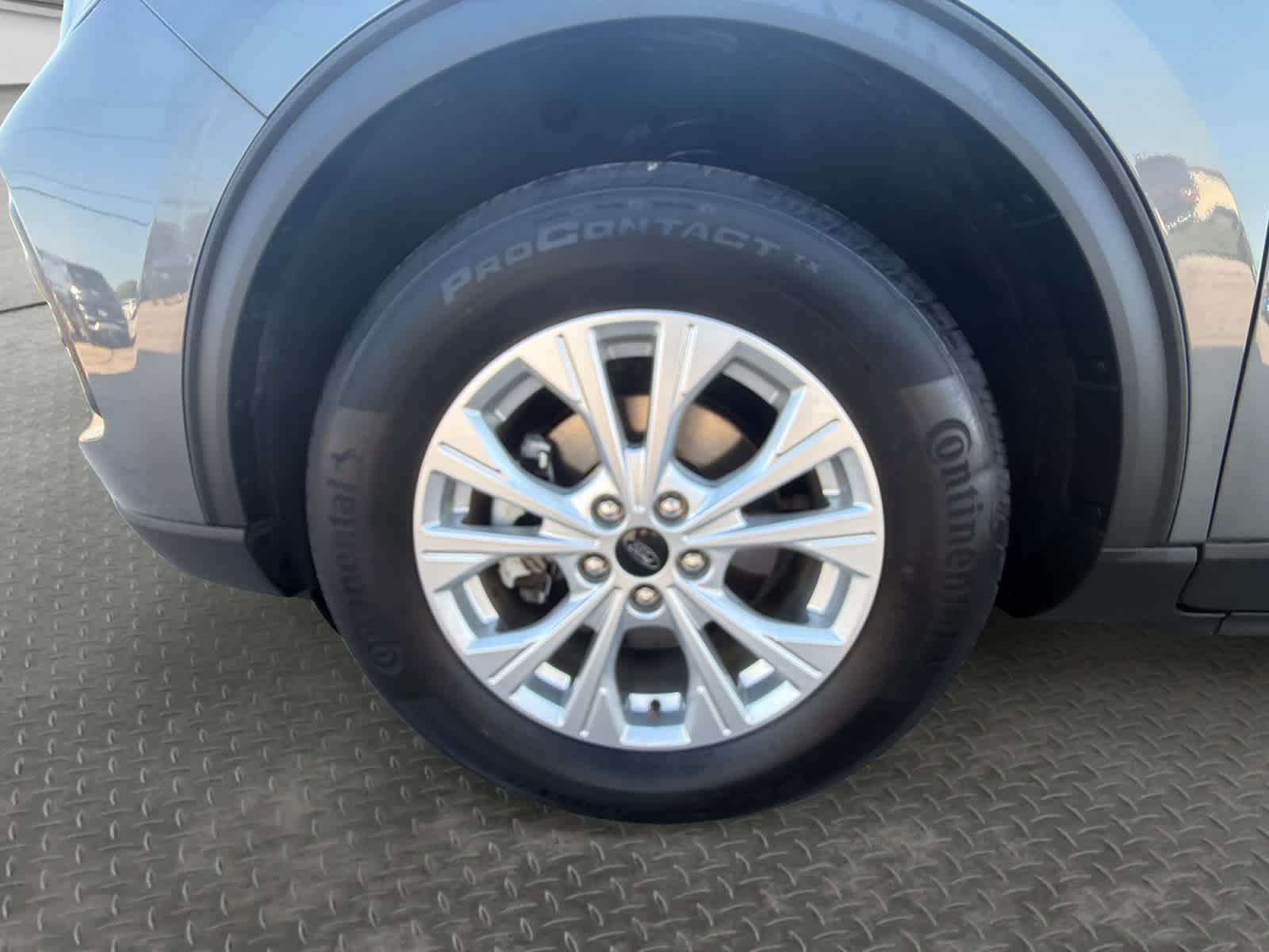 Used 2023 Ford Escape Active AWD/4WD image 9