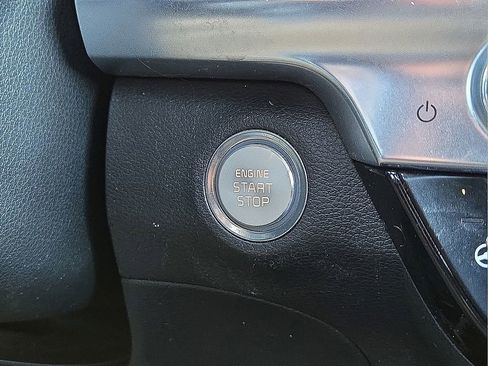 Used 2022 Kia Telluride SX image 32