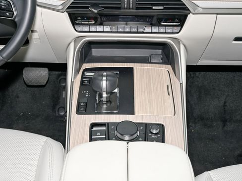 New 2024 MAZDA CX-90 Plug-In Hybrid w/ Premium Plus AWD/4WD image 24