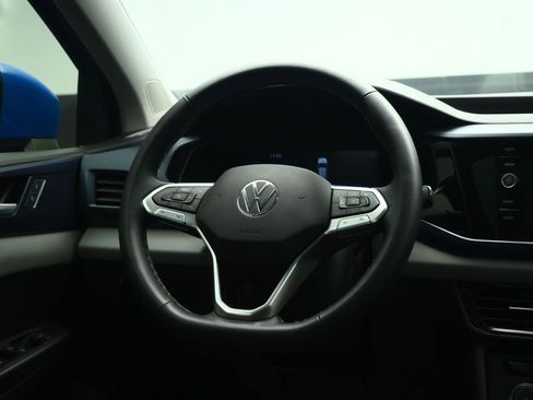 Used 2022 Volkswagen Taos SE image 40