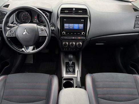 Used 2024 Mitsubishi Outlander Sport ES image 14