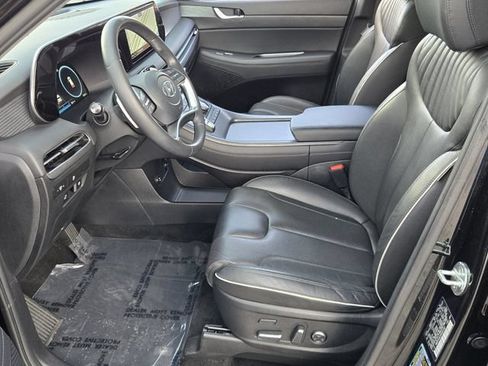 Used 2024 Hyundai Palisade Limited FWD image 10