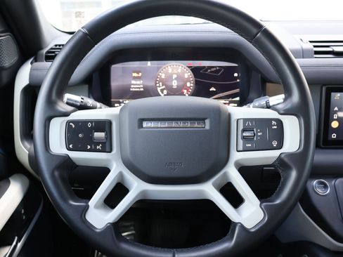 Certified 2022 Land Rover Defender 110 X-Dynamic SE AWD/4WD image 15