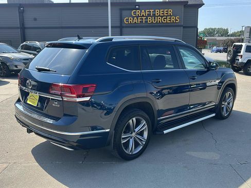 Used 2019 Volkswagen Atlas SEL R-Line AWD/4WD image 3