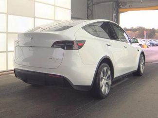 Used 2023 Tesla Model Y Long Range video 2