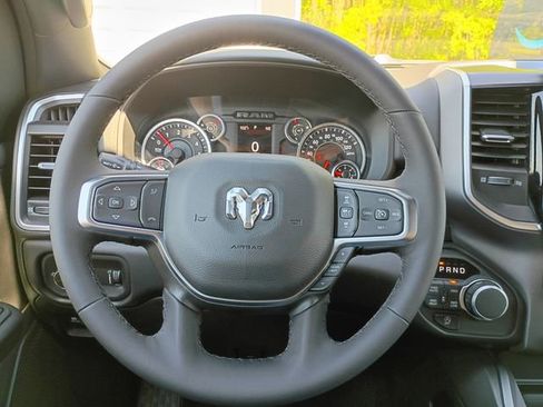 New 2026 RAM 1500 Big Horn AWD/4WD image 13