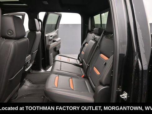 Used 2025 GMC Sierra 1500 AT4 w/ AT4 Preferred Package AWD/4WD image 12