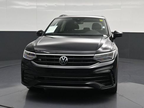 Used 2023 Volkswagen Tiguan SE R-Line FWD image 6