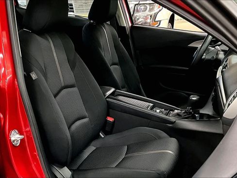 Used 2017 MAZDA MAZDA3 Sport w/ Preferred Equipment Package image 8