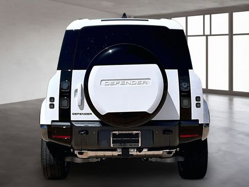 New 2026 Land Rover Defender 110 X-Dynamic SE AWD/4WD image 4