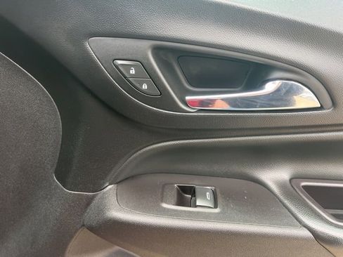 Used 2020 Chevrolet Equinox LT image 53