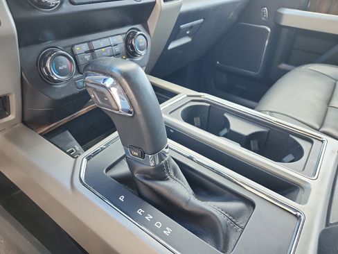 Certified 2020 Ford F150 Lariat image 14