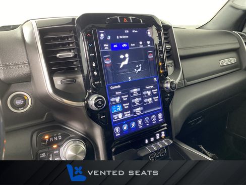 Used 2021 RAM 1500 Laramie AWD/4WD image 7