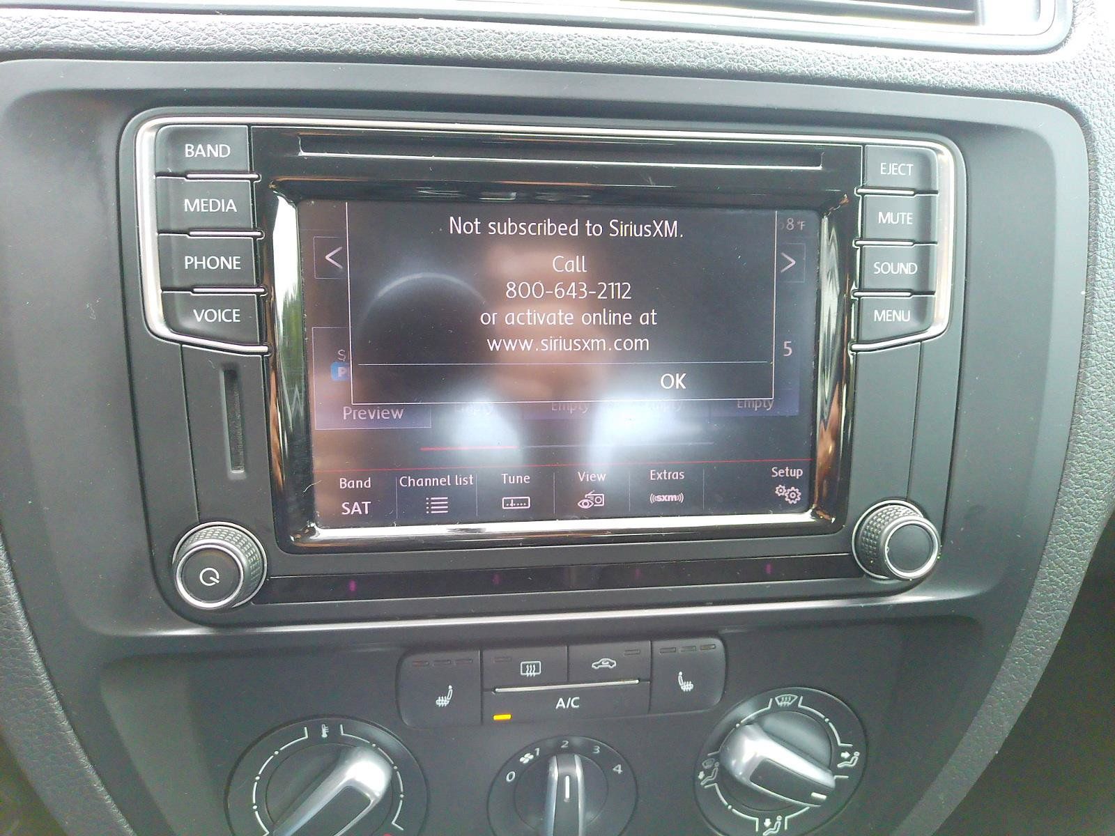 Used 2016 Volkswagen Jetta SE FWD image 13