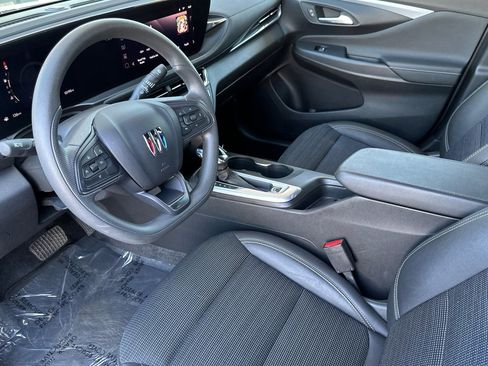 Certified 2025 Buick Envista Preferred image 10