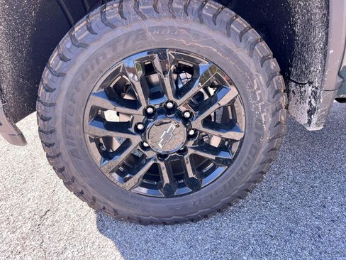 New 2026 Chevrolet Silverado 2500 LT w/ Trail Boss Package image 11