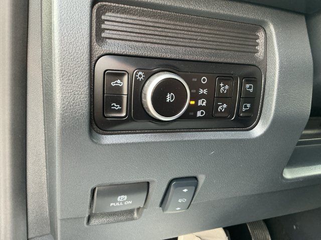 Used 2026 Ford F450 Platinum AWD/4WD image 21