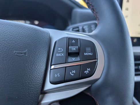 New 2026 Ford Explorer Active w/ Active Comfort Package image 10