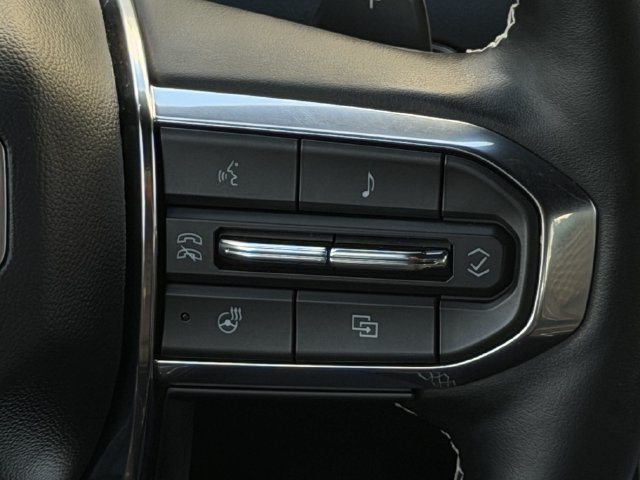 Used 2025 GMC Acadia Denali w/ LPO, Floor Liner Package FWD image 16