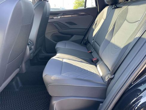 New 2026 Volkswagen Tiguan SE R-Line FWD image 10