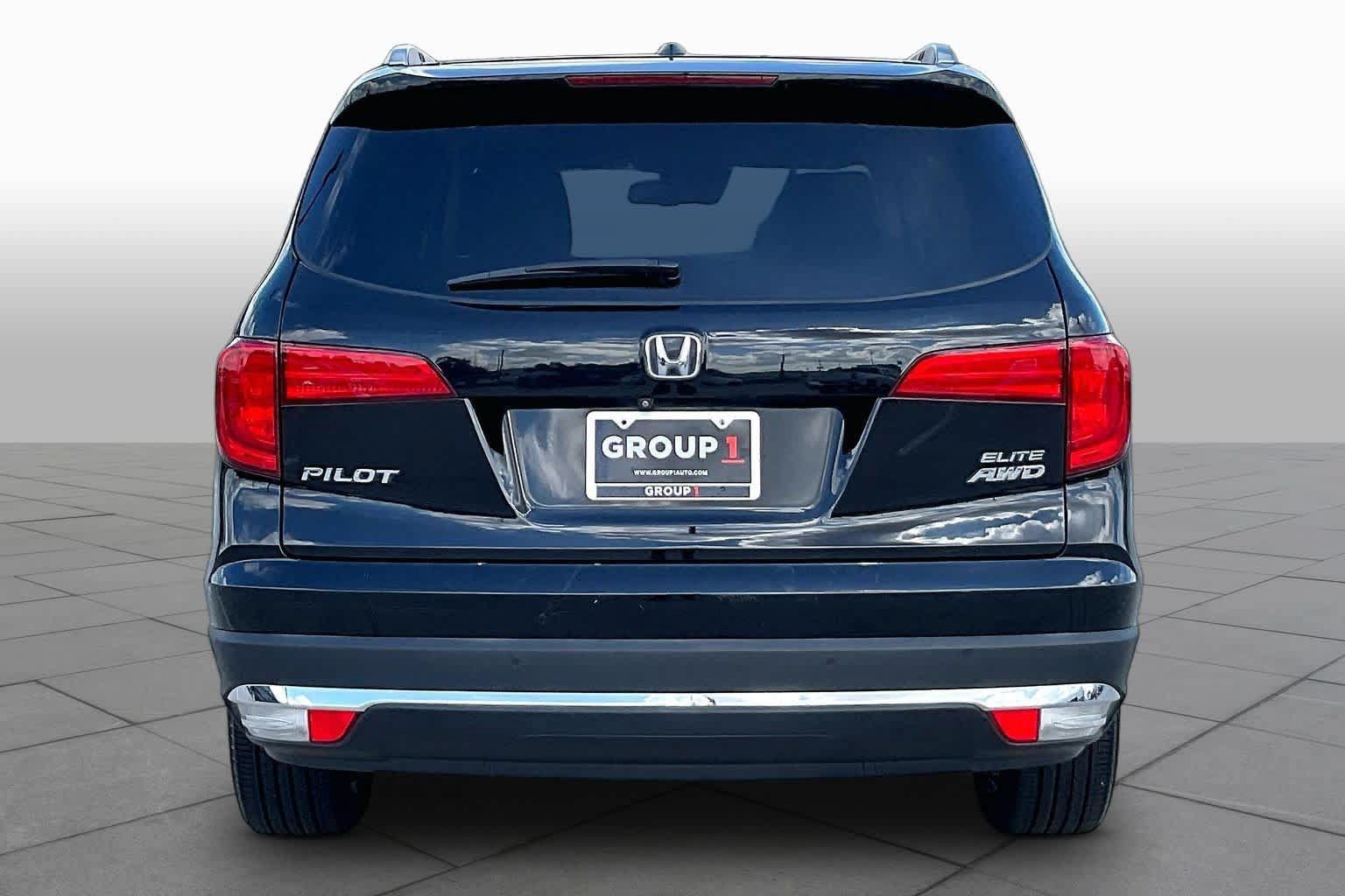 Used 2016 Honda Pilot Elite image 5