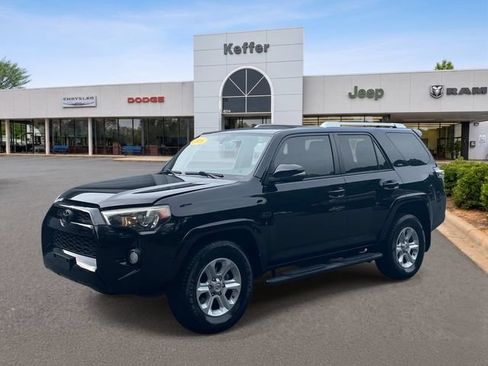 Used 2016 Toyota 4Runner SR5 Premium RWD image 3