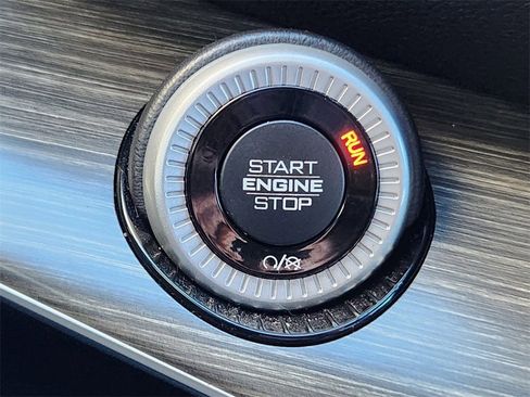 Used 2023 Jeep Wagoneer Series II image 23