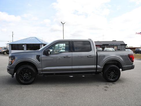 Used 2025 Ford F150 XLT w/ Equipment Group 302A MID image 10