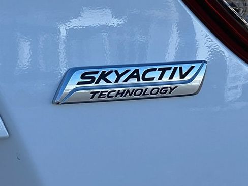 Used 2013 MAZDA CX-5 Touring w/ Touring Tech Pkg FWD image 2