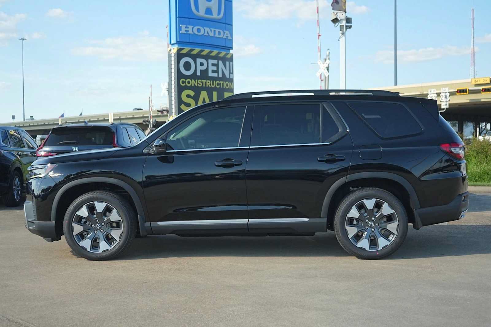 New 2026 Honda Pilot Elite image 3