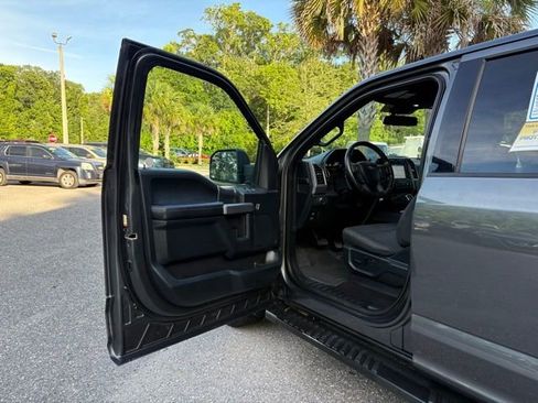 Used 2019 Ford F150 XLT w/ Equipment Group 302A Luxury AWD/4WD image 9
