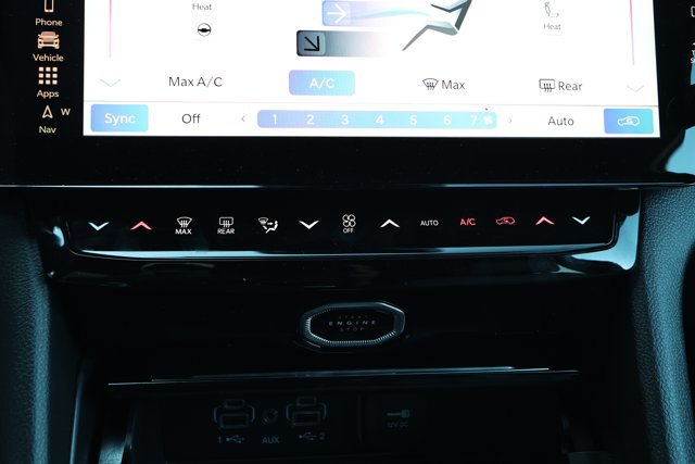 New 2027 Jeep Grand Cherokee Limited RWD image 19