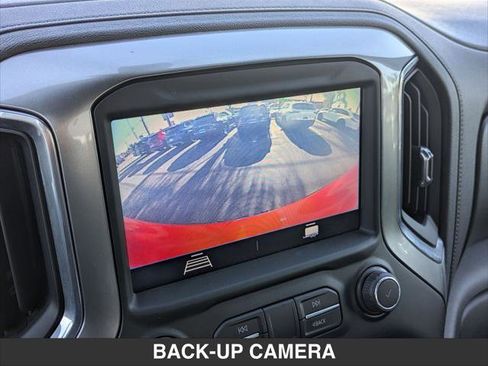 Used 2021 Chevrolet Silverado 1500 LT RWD image 14