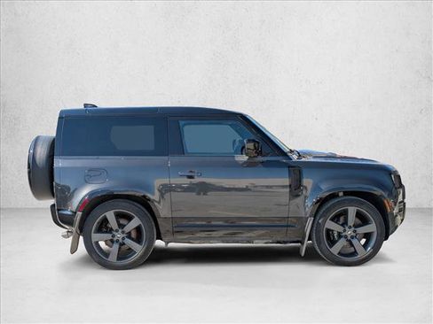 Used 2023 Land Rover Defender 90 V8 image 4
