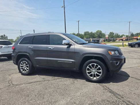 Used 2016 Jeep Grand Cherokee Limited AWD/4WD image 10