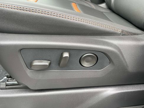 New 2026 GMC Sierra 2500 AT4 w/ AT4 Premium Plus Package image 21