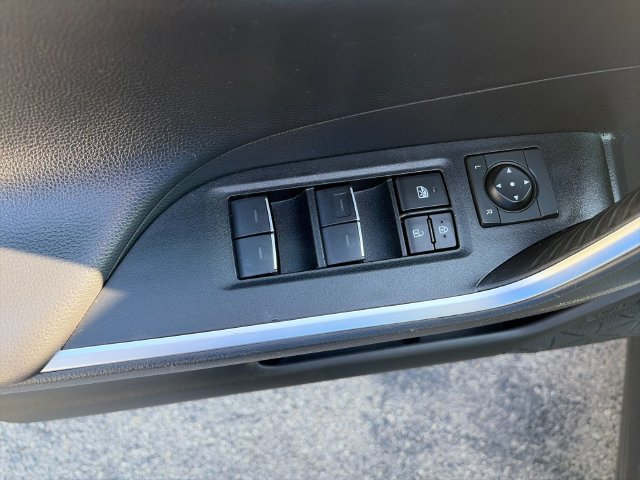 Used 2024 Toyota RAV4 XSE w/ Advanced Technology Package AWD/4WD image 13