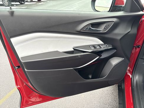 New 2026 Chevrolet Trax LT w/ Driver Confidence Package image 15