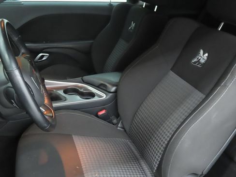 Used 2021 Dodge Challenger R/T Scat Pack RWD image 10