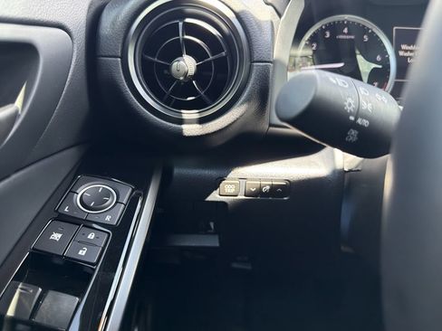 Used 2024 Lexus IS 350 F Sport RWD image 28