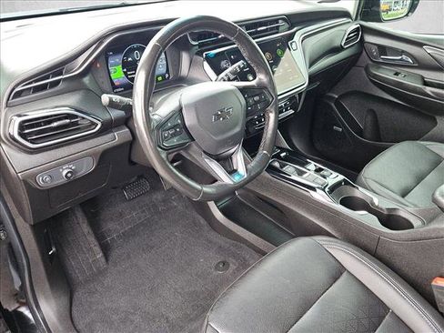 Used 2023 Chevrolet Bolt LT w/ Infotainment Package image 11