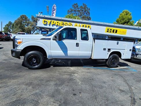 Used 2015 Ford F350 XL image 2