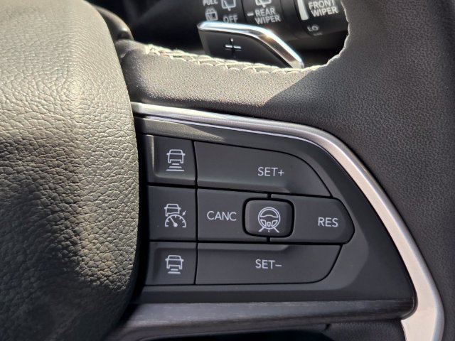 New 2027 Jeep Grand Cherokee Limited AWD/4WD image 23