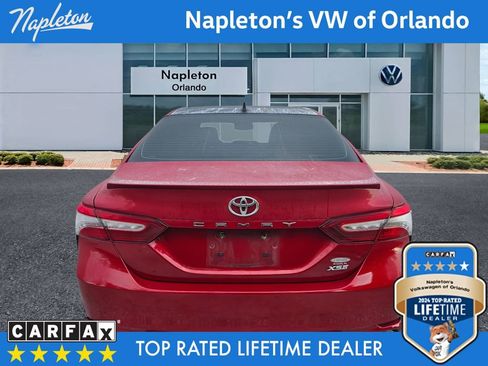 Used 2019 Toyota Camry XSE image 7