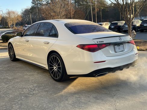 Certified 2022 Mercedes-Benz S 580 4MATIC Sedan image 12